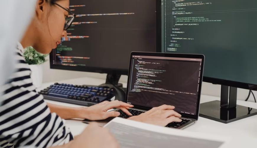 莱芜小程序定制开发构建实时互动新生态：WebRTC+即时通讯双引擎驱动